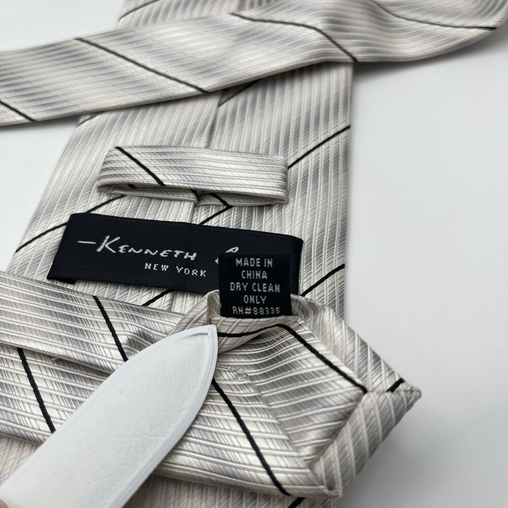 NIB Kenneth Cole NEW YORK 100% Imported Silk Hand Made Striped Neck Tie 58” FLAW - Picture 4 of 14